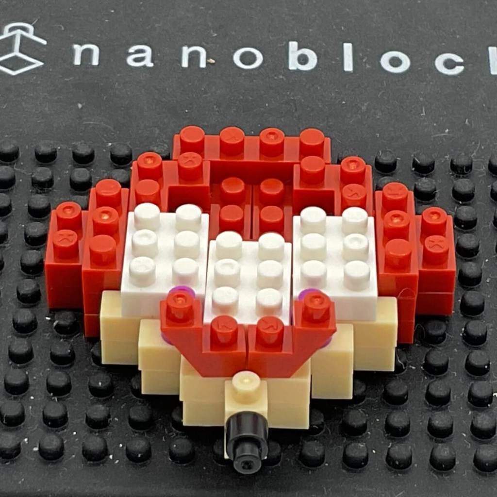 Building the Nanoblock Knuckles Set: Step 5