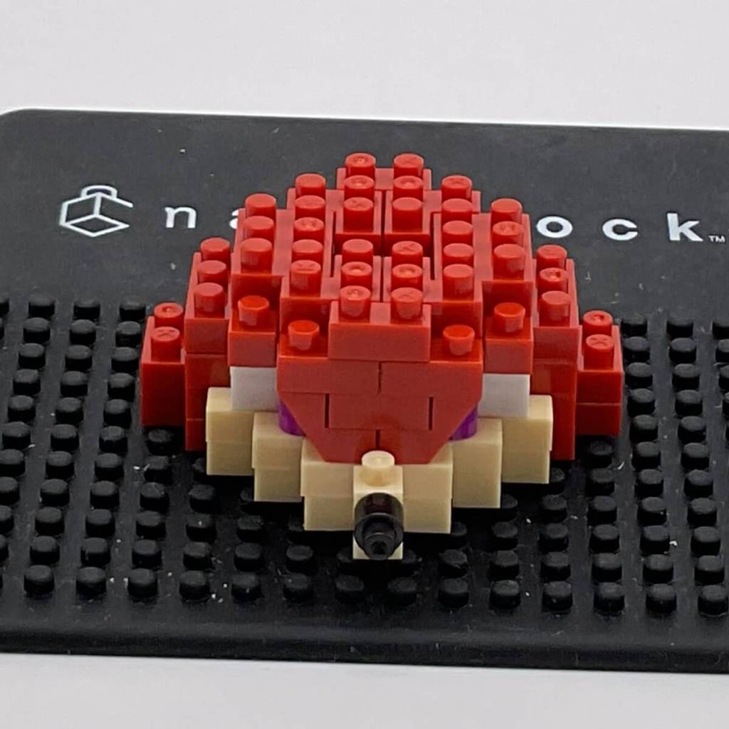 Building the Nanoblock Knuckles Set: Step 8