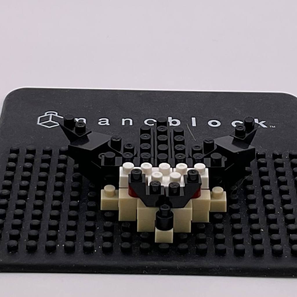 Nanoblock Shadow the Hedgehog, build step 3