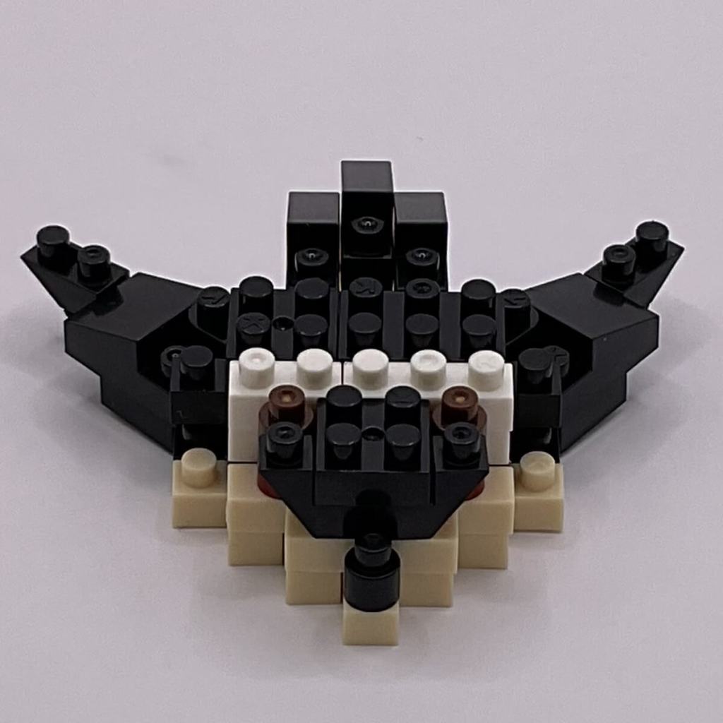 Nanoblock Shadow the Hedgehog, build step 4
