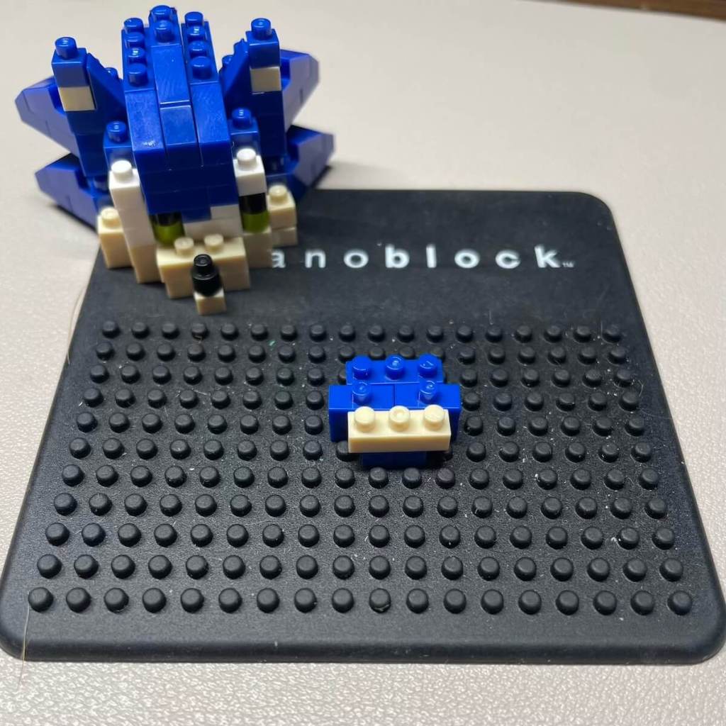 Sonic the Hedgehog Nanoblock Build: Instructions Step 11