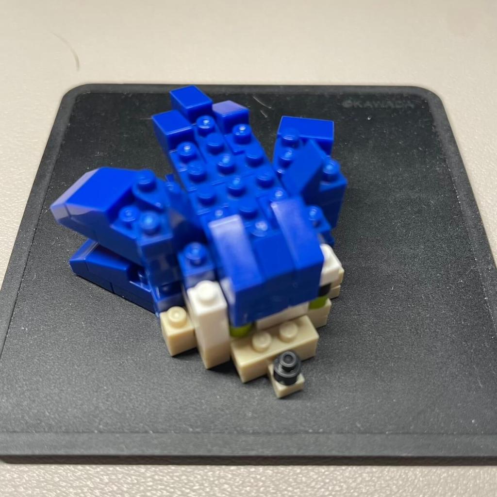Sonic the Hedgehog Nanoblock Build: Instructions Step 8